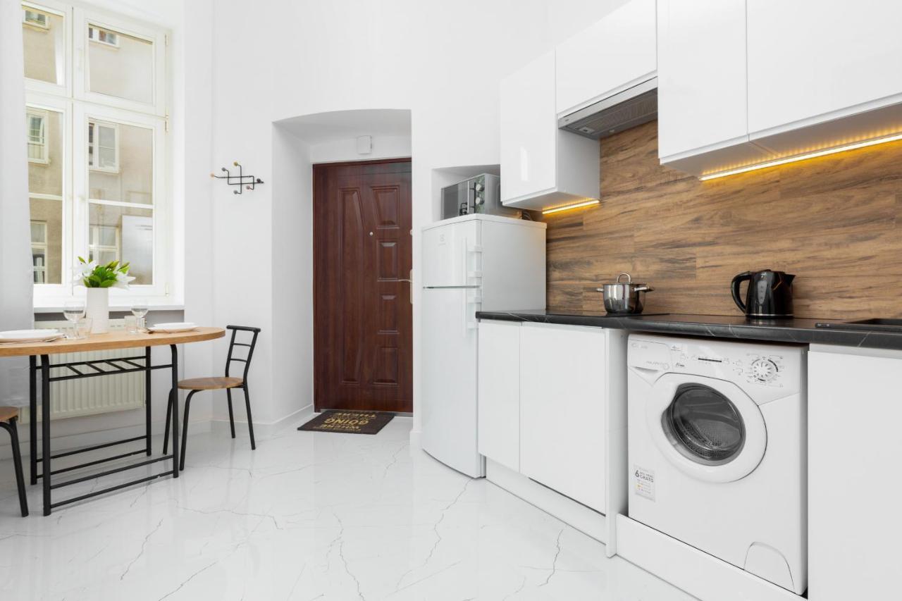 Apartment Aleje Jerozolimskie 85 By Noclegi Renters Warszawa Exteriör bild